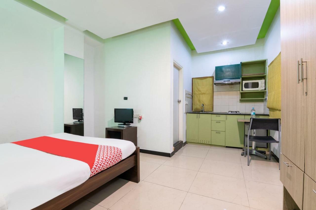 Oyo 554 Hotel Red Carpet Residence Бангалор Экстерьер фото